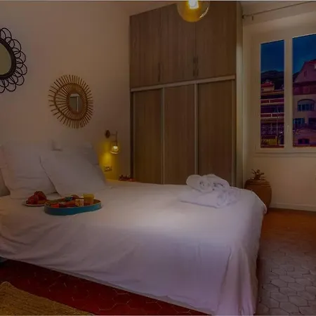 Apartment Luxury 3 Bd Aptment With Sea View